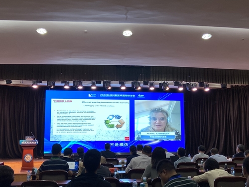 ce36e62d29c08e326a97f5f9bb48df9 ce36e62d29c08e326a97f5f9bb48df9