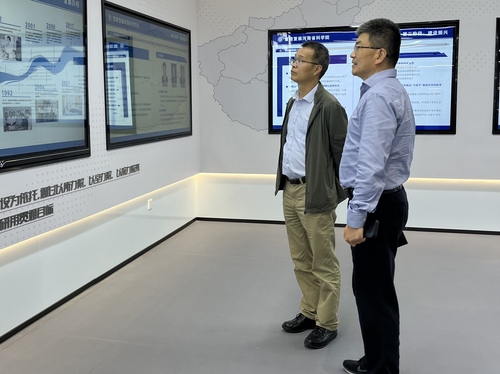 03参观河南科学院 03参观河南科学院