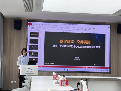 02吕雄鹰 02吕雄鹰