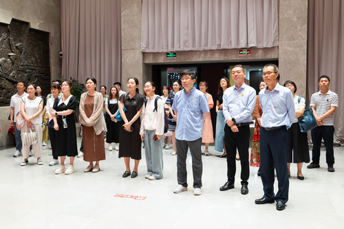 参观四大纪念馆2