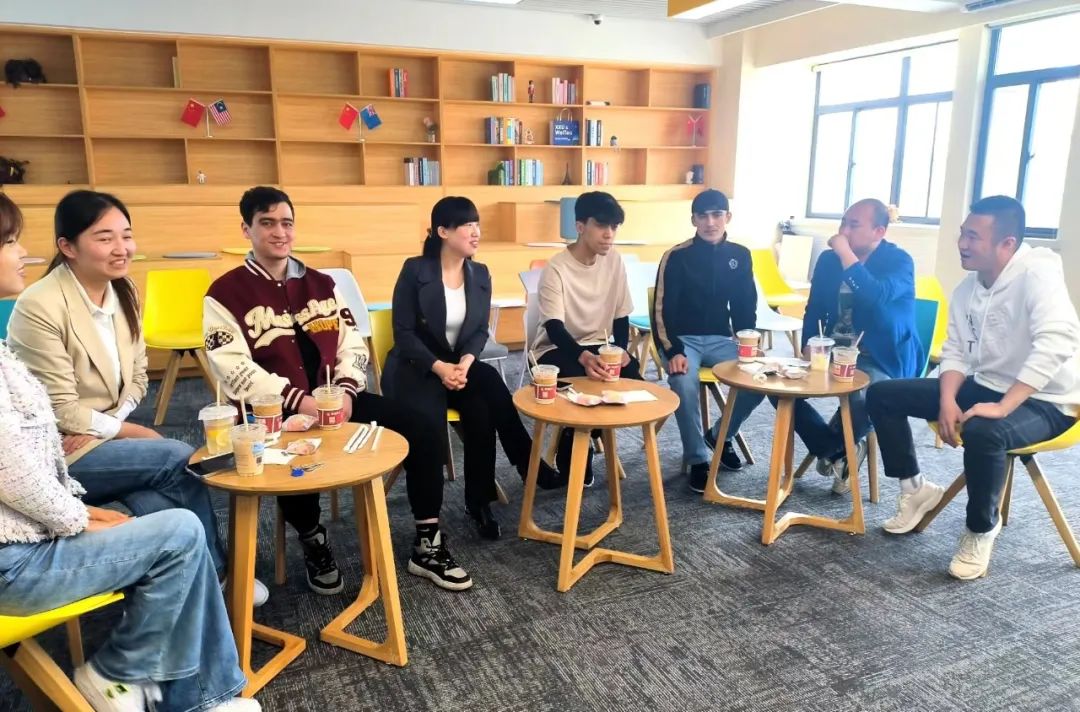 中亞五國留學(xué)生迎新座談會