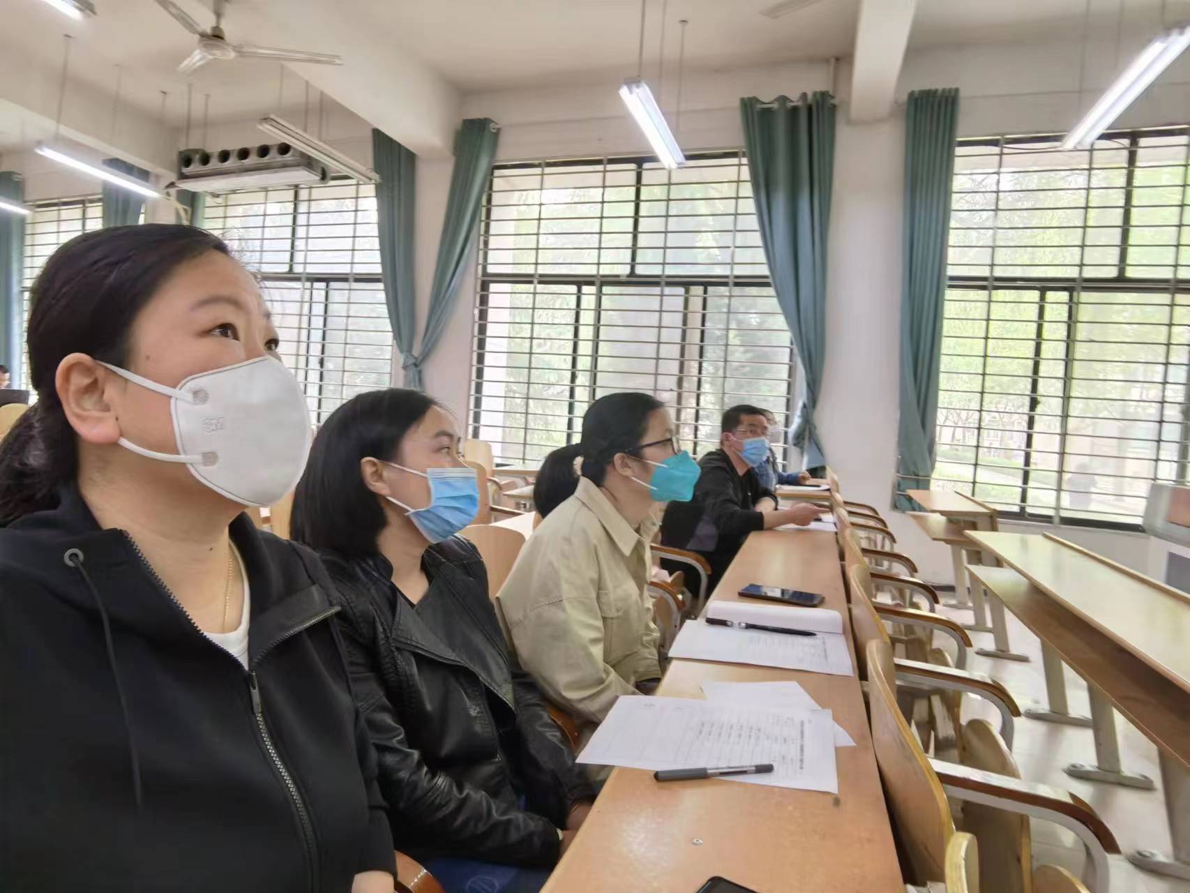 心理健康教研室開(kāi)展第二次教研室會(huì)議 完成新聘教師試講