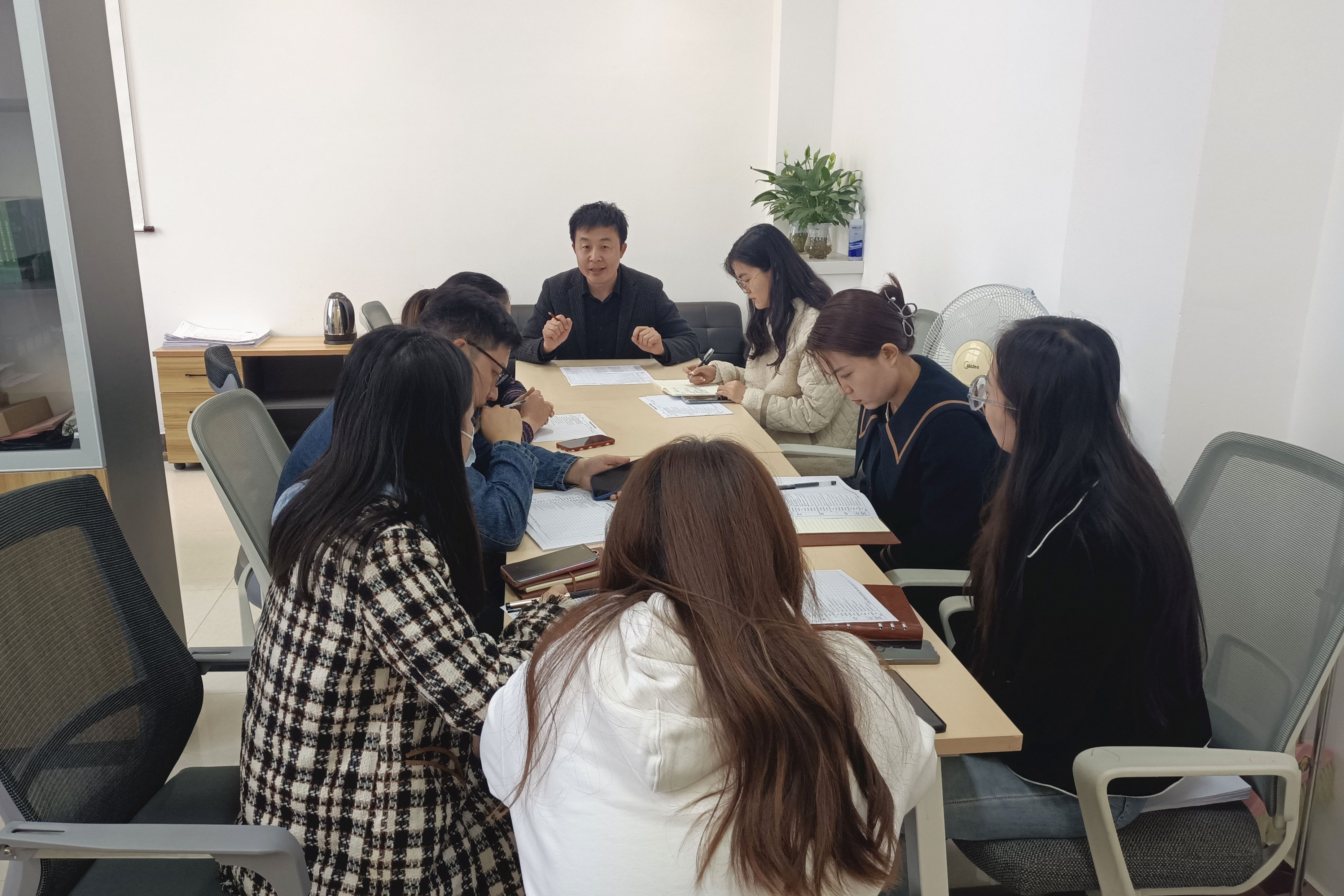 學院學生處召開學風建設和班主任制工作推進會