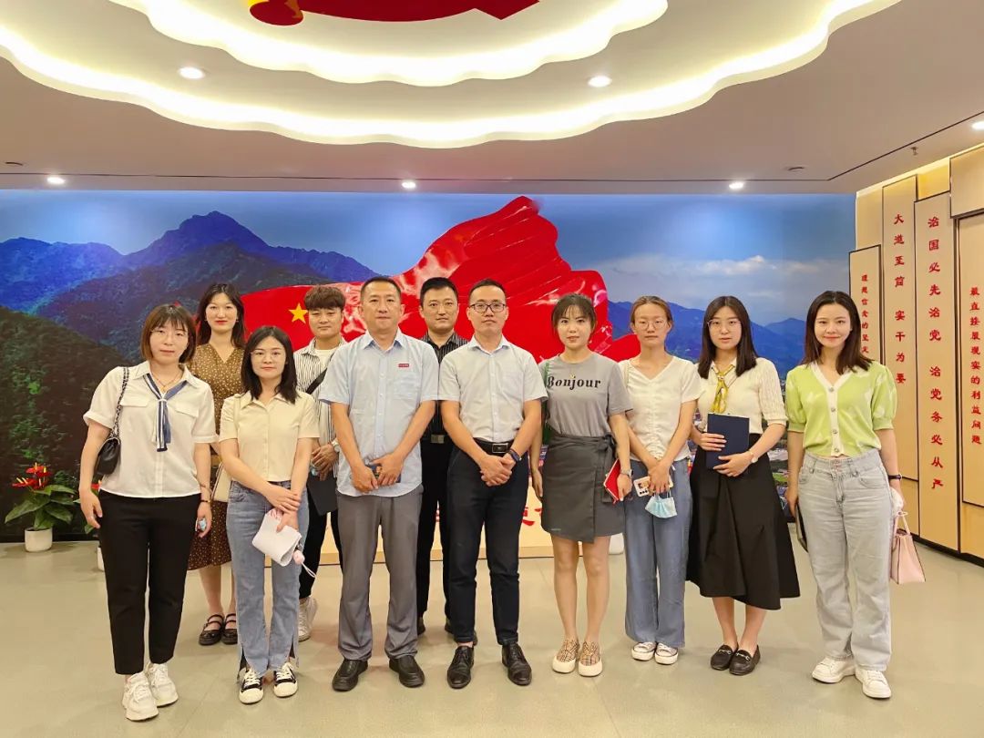 國際教育與人文學(xué)院輔導(dǎo)員隊伍赴西安翻譯學(xué)院交流學(xué)習(xí)