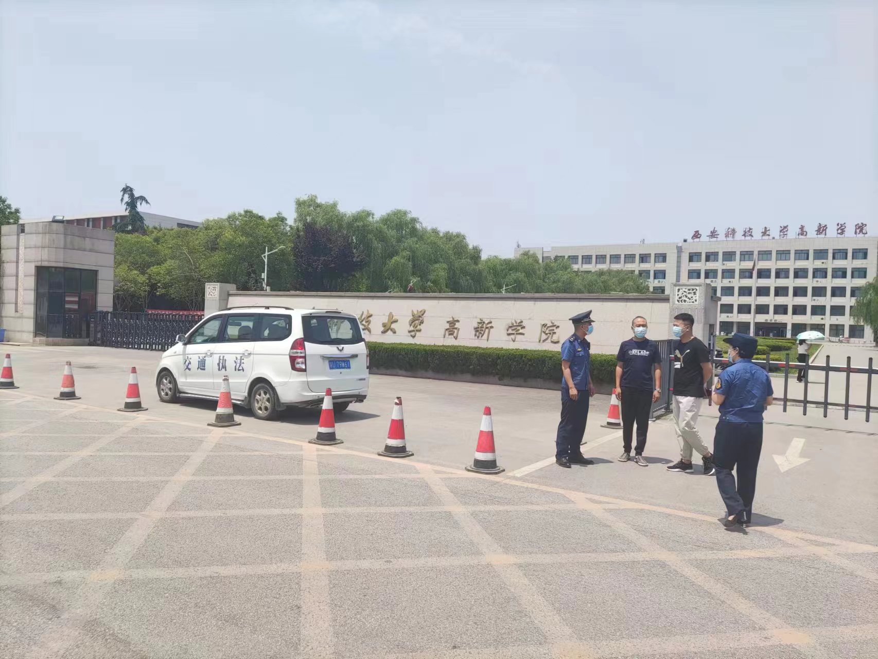 多部門聯(lián)勤聯(lián)動(dòng)綜合整治校園周邊交通秩序