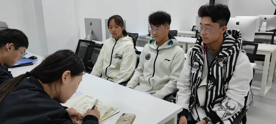 【信科學院】開展入黨推優(yōu)團學談話會