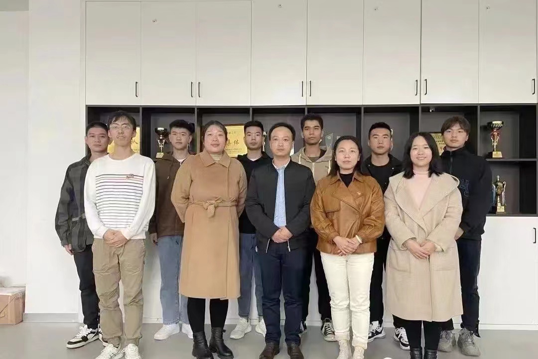 退役不褪色，共啟新征程！城市建設(shè)學院召開2022年退伍復(fù)學學生座談會
