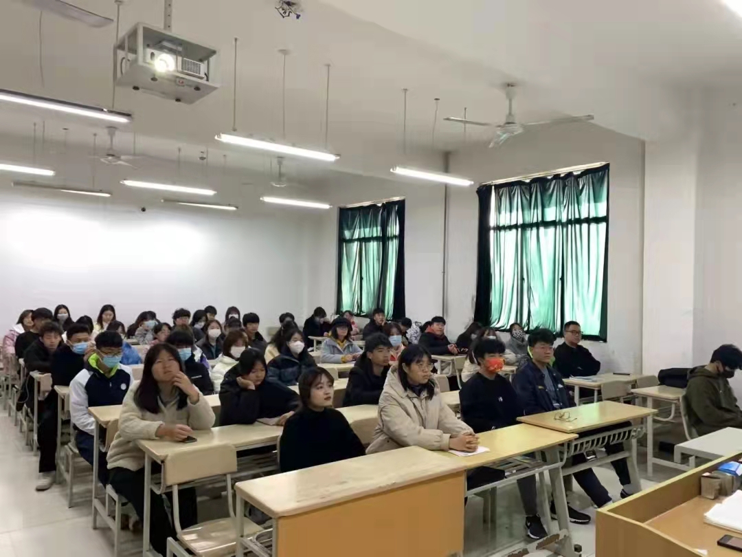 【新傳媒院】組織班級(jí)管理座談會(huì)