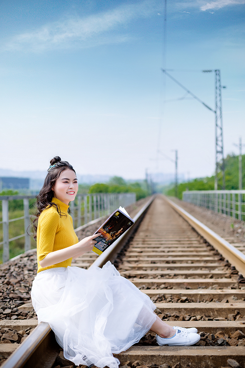 【師德師風(fēng)】李維：不斷學(xué)習(xí)新知識
