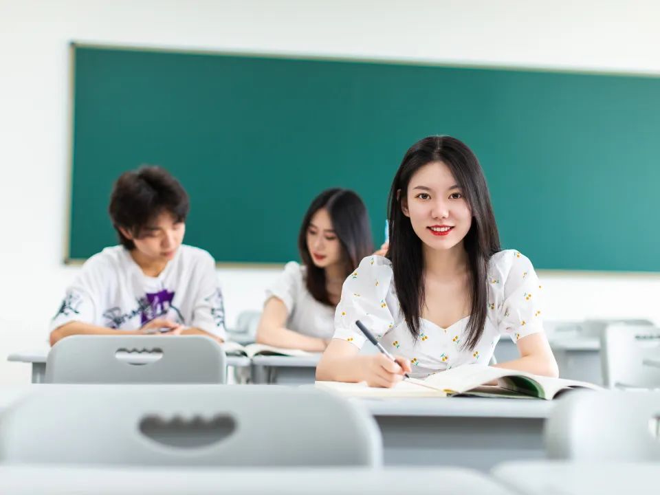 8051，學(xué)長學(xué)姐帶你看“高新”！