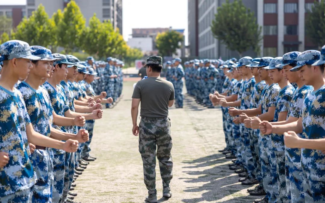 28支連隊(duì)集結(jié)完畢，2023"最美連隊(duì)"請(qǐng)你投票！