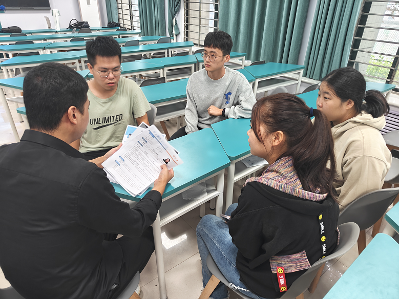城市建設(shè)學(xué)院廣聯(lián)達科技股份有限公司校園招聘宣講會專場成功舉行