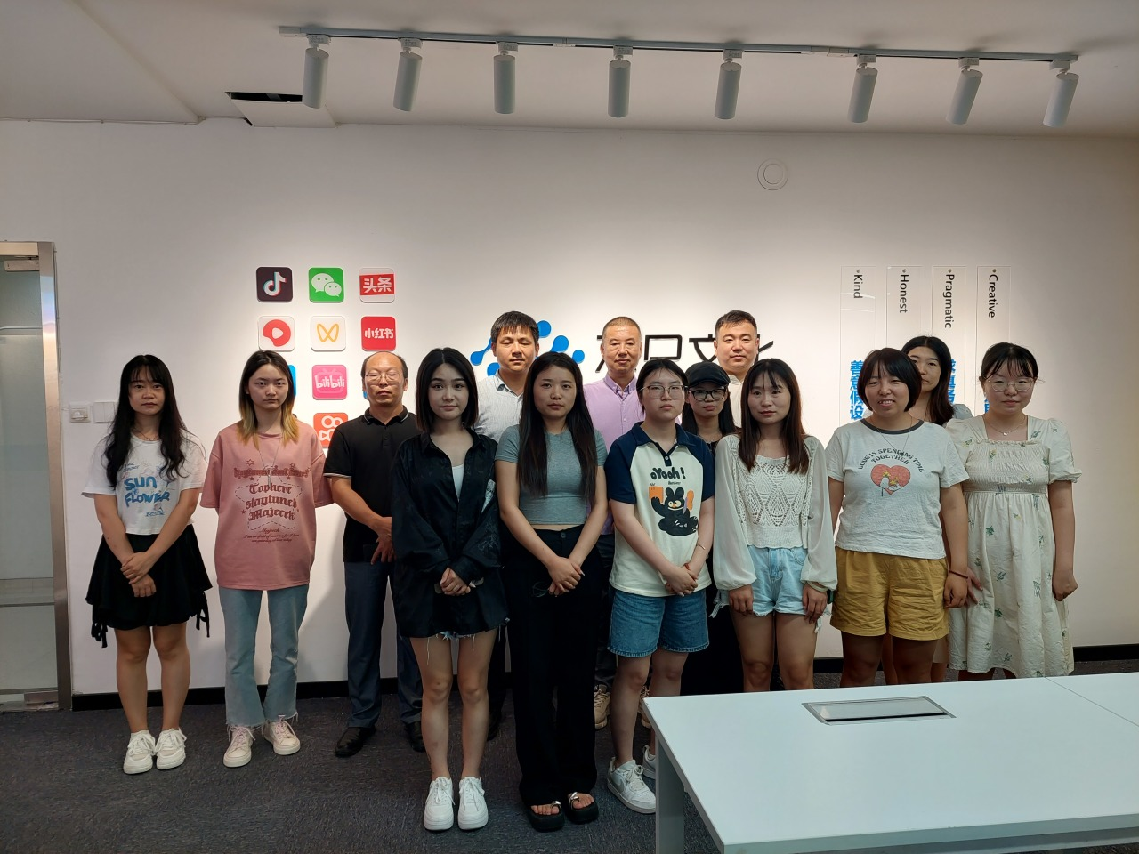 【產(chǎn)教融合，共謀發(fā)展 】走進企業(yè)參觀學習，著眼未來砥礪前行