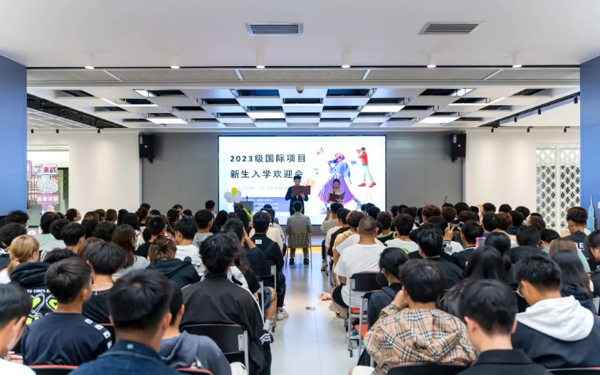 世界之旅：踏上無(wú)限未來(lái)的征程！