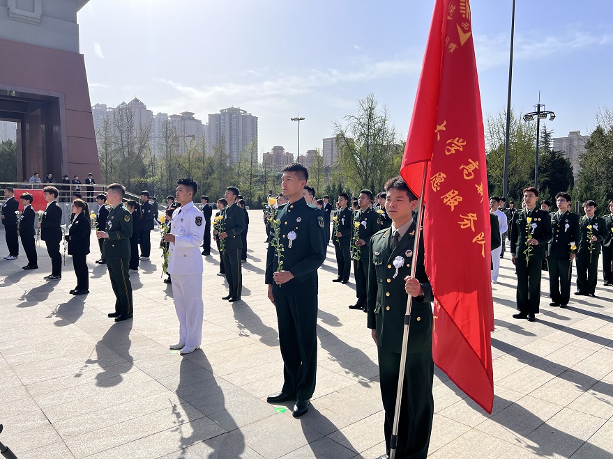 學(xué)生處組織“鑄魂·2024·清明祭英烈” 清明節(jié)祭掃主題活動(dòng)
