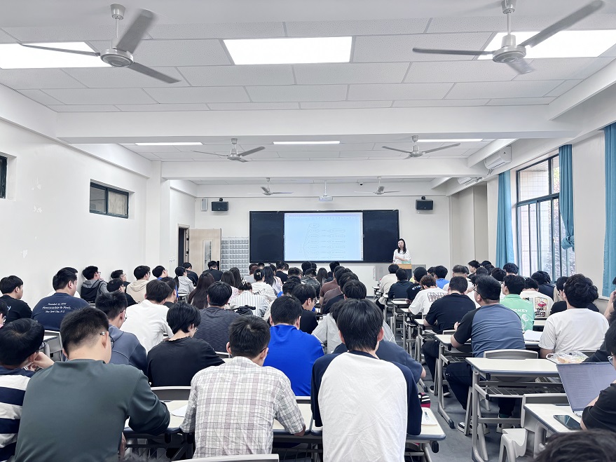 信息與科技工程學(xué)院計(jì)算機(jī)教研室開展2024屆本科畢業(yè)設(shè)計(jì)（論文）專題講座