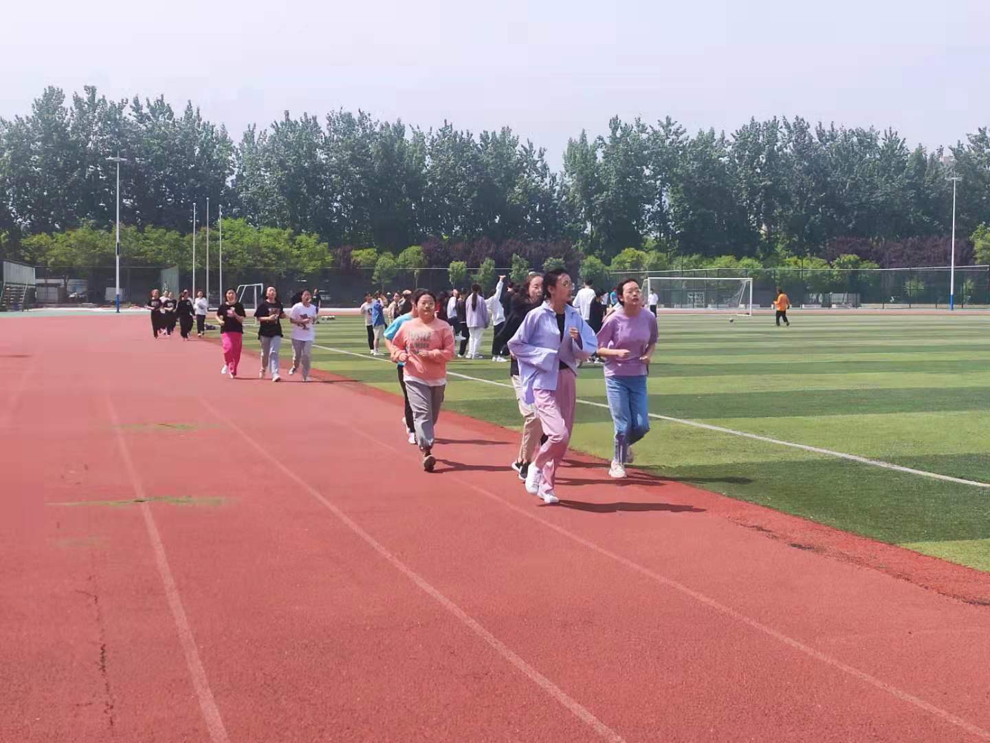 學(xué)院2024年學(xué)生體質(zhì)健康測(cè)試工作順利開展