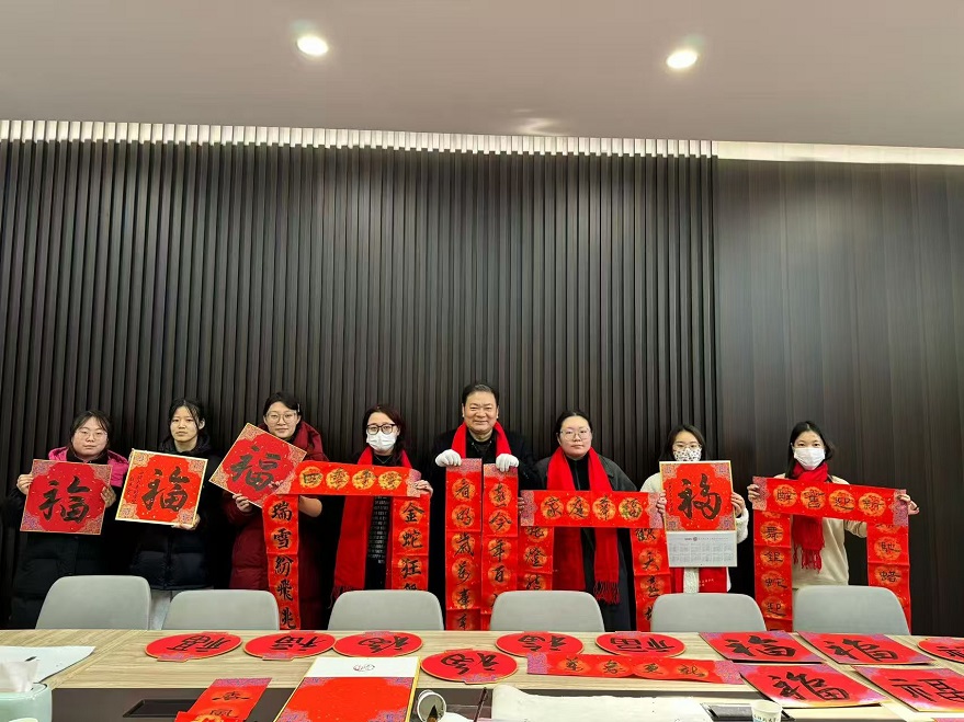 【校友會(huì)】“無聯(lián)不成春，有聯(lián)春更濃”校友會(huì)為校友們送新春祝福