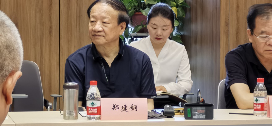 鄭會(huì)長(zhǎng)